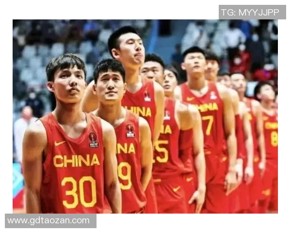 南京篮球队在杯赛中的灵活性表现分析与战术探讨